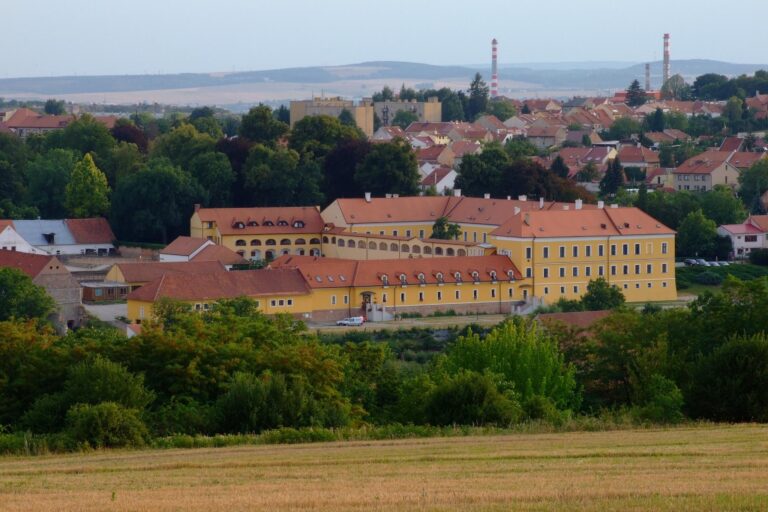 Líšeň – město i vesnice v jedné městské části